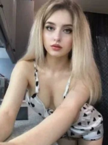 Моника